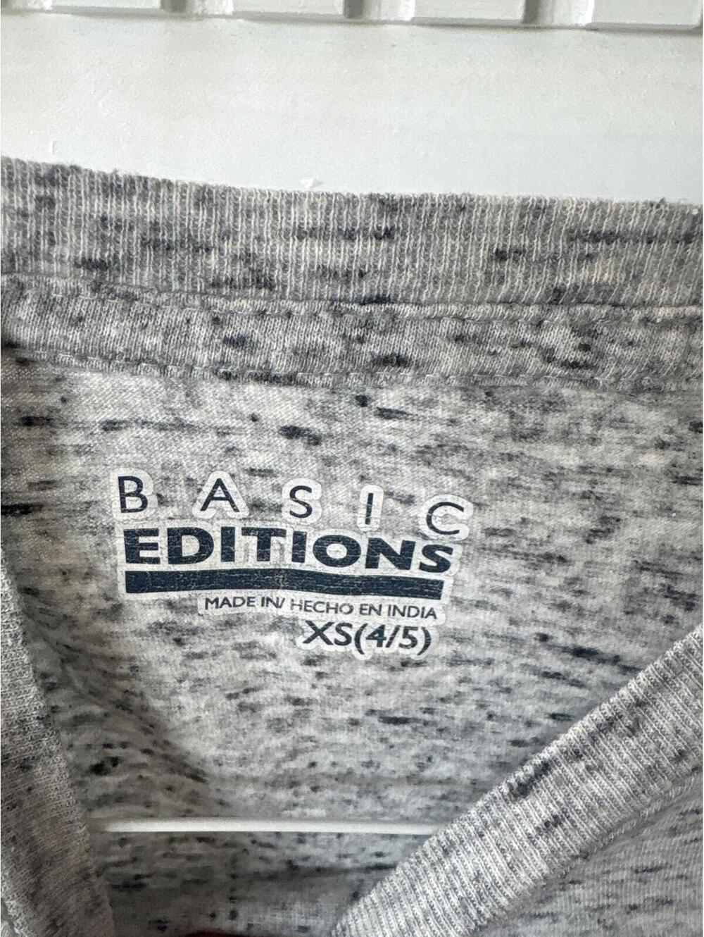 Vintage Basic Editions Gray Skull Print Short Sleeve Shirt XS Size 4 5 Boys Kids - Picture 2 of 3